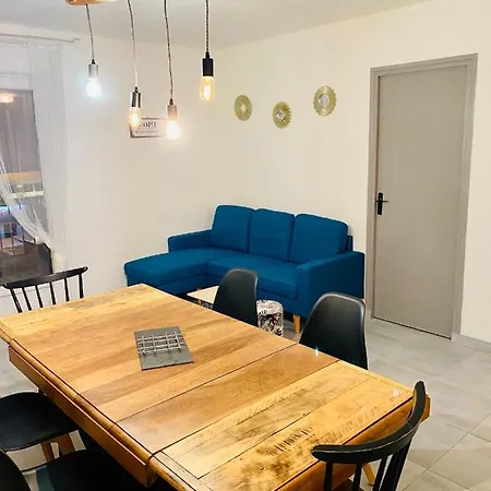 Apartamento Face A La