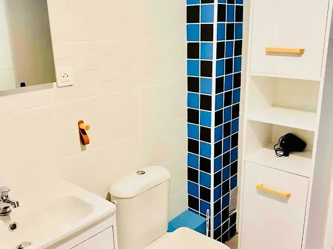 아파트 Face A La *